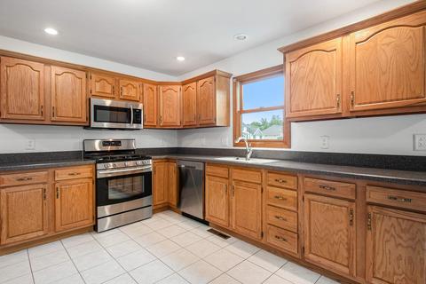 14337 Red Fox Dr, Granger, IN 46530 photo 7