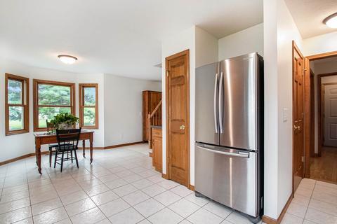 14337 Red Fox Dr, Granger, IN 46530 photo 9