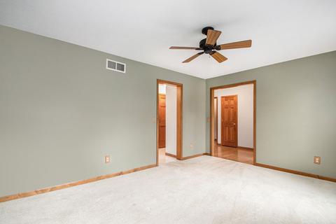 14337 Red Fox Dr, Granger, IN 46530 photo 6
