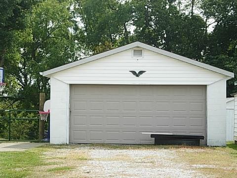 22 E Judson St, Bloomfield, IN 47424 photo 16