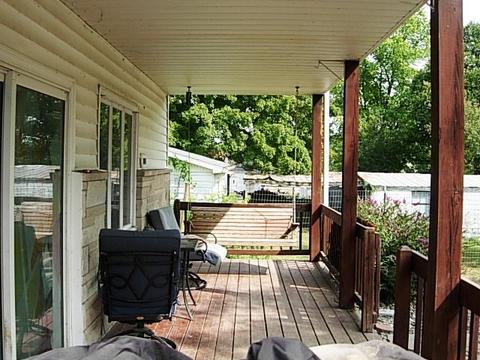 22 E Judson St, Bloomfield, IN 47424 photo 14