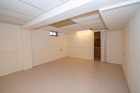 51405 Currant Rd, Granger, IN 46530 photo 23