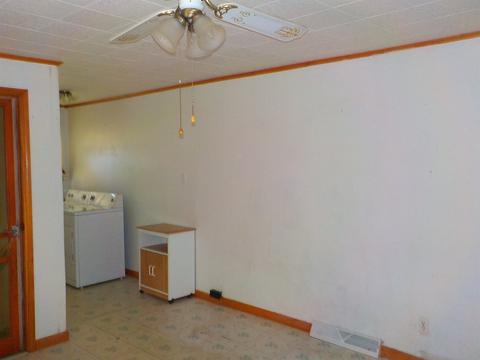 611 U St, Bedford, IN 47421 photo 10