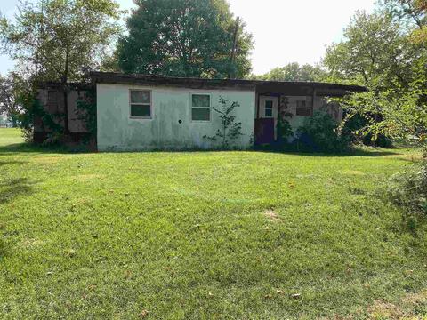 2380 E 405 N, Howe, IN 46746 photo 1