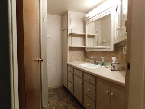 8479 E Division Rd, Akron, IN 46910 photo 17