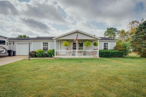400 Diana St, Mitchell, IN 47446 photo 1