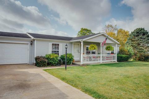400 Diana St, Mitchell, IN 47446 photo 5