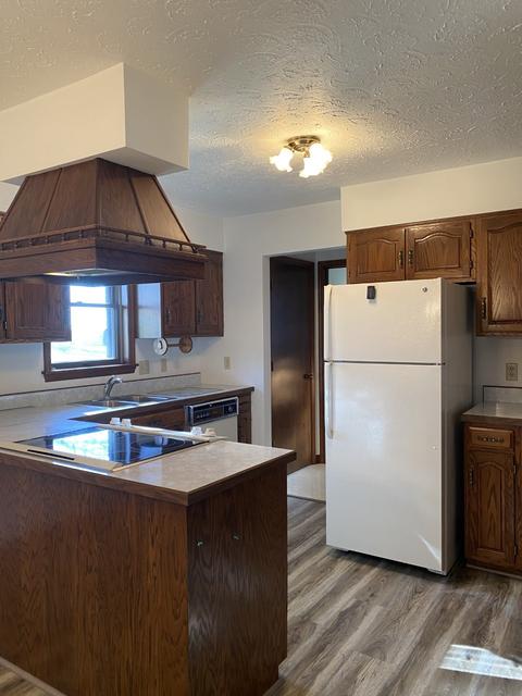 301 E 14th St, Ferdinand, IN 47532 photo 2