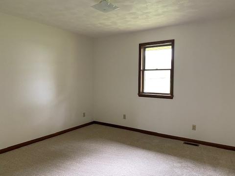 301 E 14th St, Ferdinand, IN 47532 photo 7