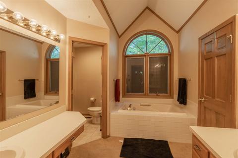 314 Christopher Dr, Sweetser, IN 46987 photo 15