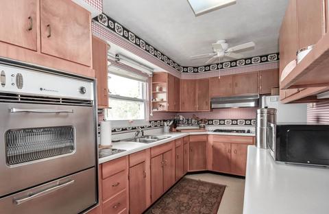 3230 E Robinson Rd, Bloomington, IN 47408 photo 13