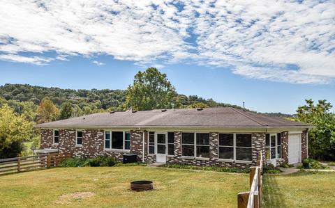 3230 E Robinson Rd, Bloomington, IN 47408 photo 1