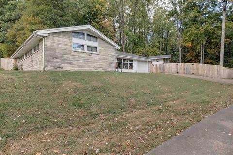 4583 N Hartstrait Rd, Bloomington, IN 47404 photo 2