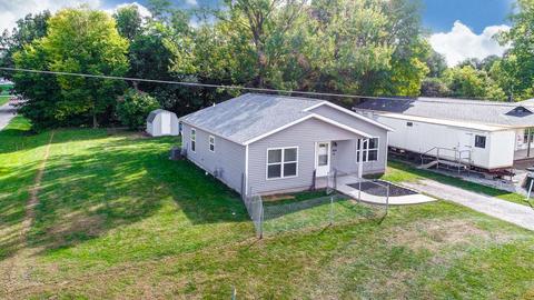 414 N Walnut St, Lagrange, IN 46761 photo 2
