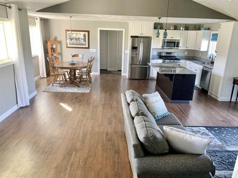 508 Devoe Dr, Sweetser, IN 46987 photo 9
