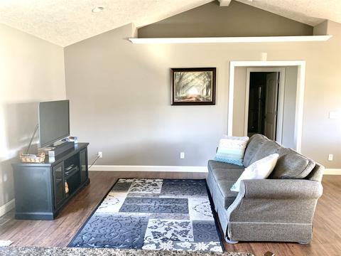 508 Devoe Dr, Sweetser, IN 46987 photo 10