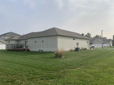 508 Devoe Dr, Sweetser, IN 46987 photo 3