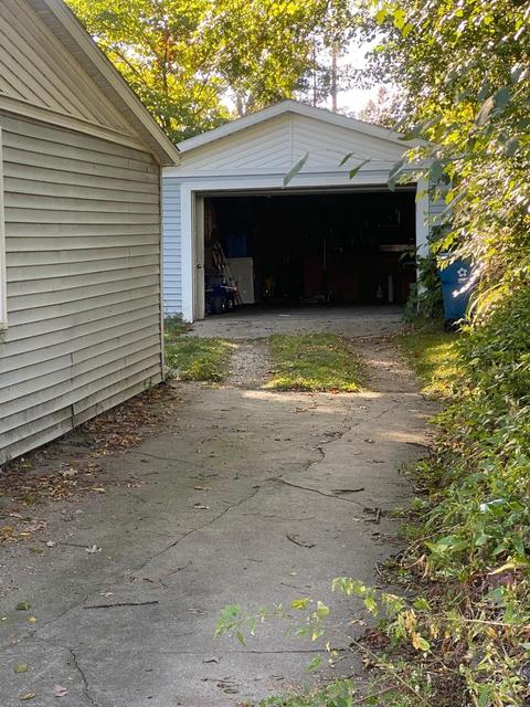 7779 Kickapoo Rd, Walkerton, IN 46574 photo 3
