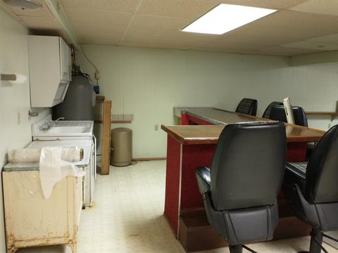 208 E Jackson St, Monroe, IN 46772 photo 10