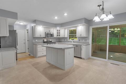 51908 Sand Pointe Ct, Granger, IN 46530 photo 10