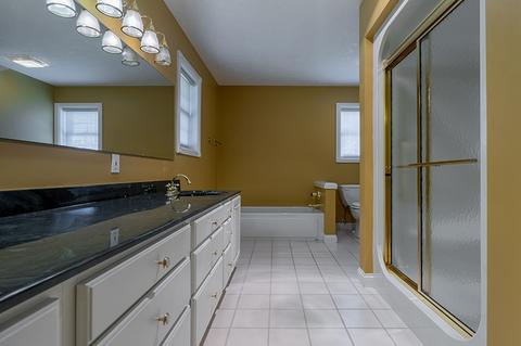 1610 Gregory Ln, Jasper, IN 47546 photo 19
