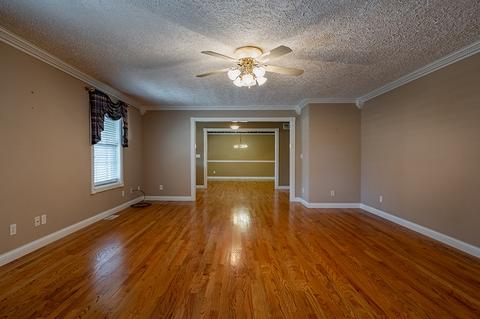 1610 Gregory Ln, Jasper, IN 47546 photo 8