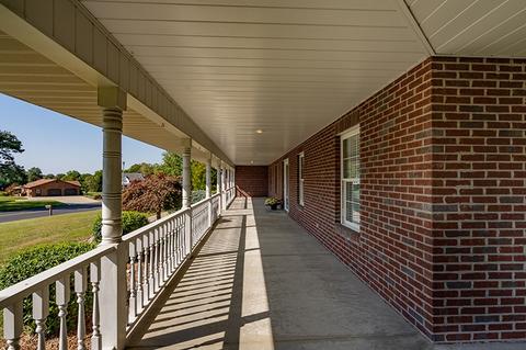 1610 Gregory Ln, Jasper, IN 47546 photo 4