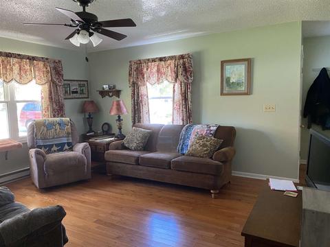907 Armory Rd, Delphi, IN 46923 photo 3