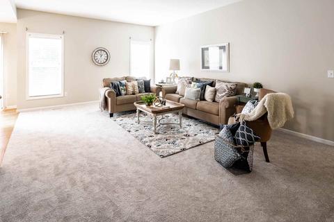 5825 Cottage Cir, Granger, IN 46530 photo 2