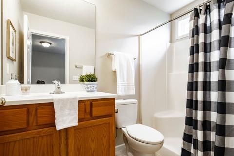 5825 Cottage Cir, Granger, IN 46530 photo 6