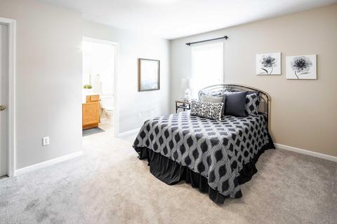 5825 Cottage Cir, Granger, IN 46530 photo 5