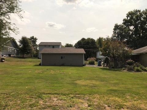 1208 10th Dr, Covington, IN 47932 photo 4