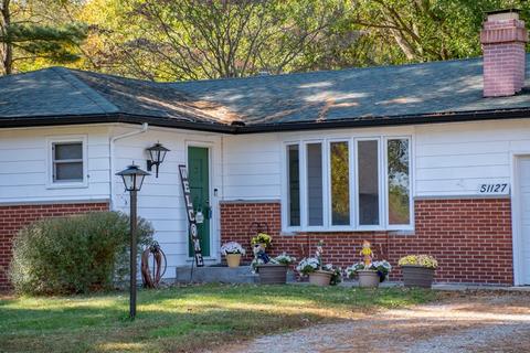 51127 Cherry Rd, Granger, IN 46530 photo 2
