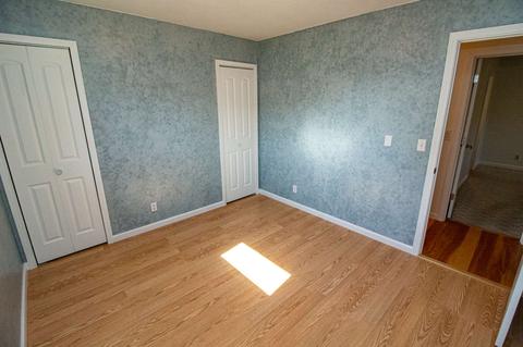 302 Earl St, Chalmers, IN 47929 photo 16