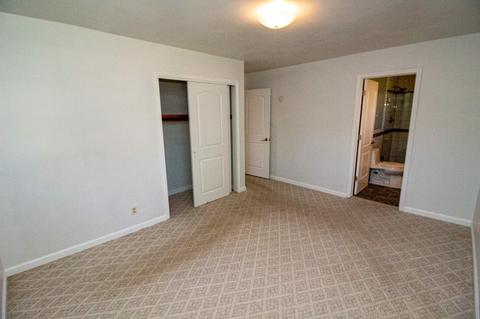 302 Earl St, Chalmers, IN 47929 photo 13