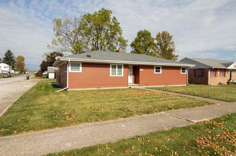 302 Earl St, Chalmers, IN 47929 photo 25