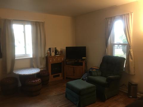554 E Main St, Berne, IN 46711 photo 2