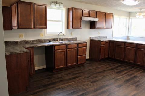 1615 17th St, Bedford, IN 47421 photo 4