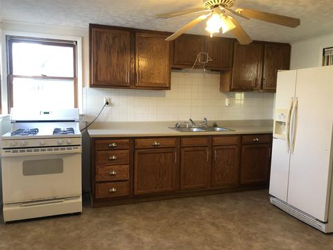2015 M St, Bedford, IN 47421 photo 2