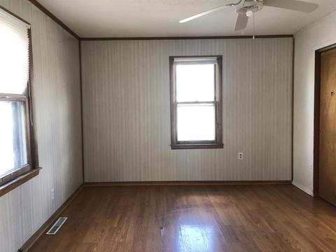 2015 M St, Bedford, IN 47421 photo 7