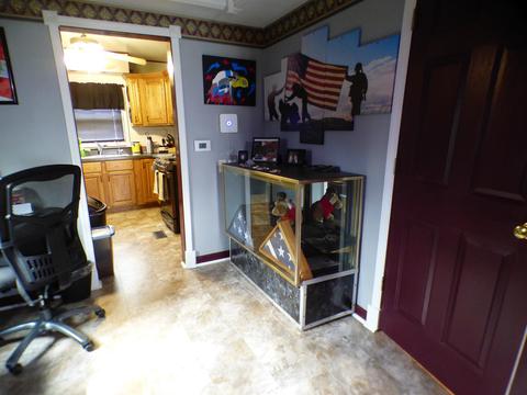 411 E William St, Washington, IN 47501 photo 13