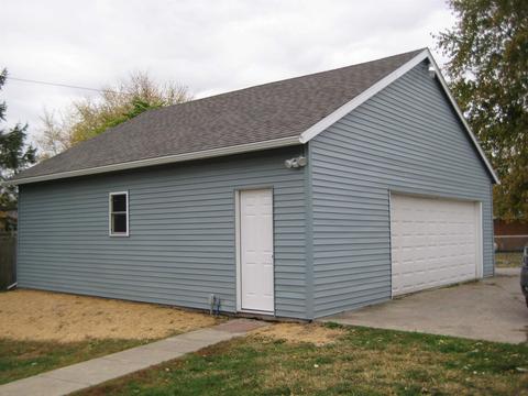 755 N Wayne St, Waterloo, IN 46793 photo 2