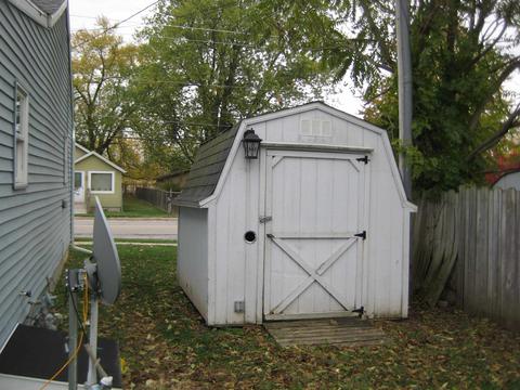 755 N Wayne St, Waterloo, IN 46793 photo 4
