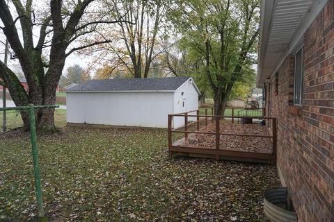 266 Carpenter Dr, Mitchell, IN 47446 photo 4