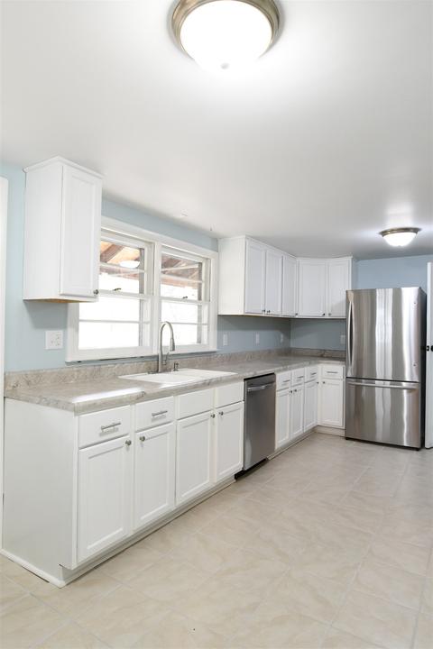 6398 E Robinson Rd, Bloomington, IN 47408 photo 5