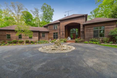 2100 E Guinness Ct, Bloomington, IN 47408 photo 4