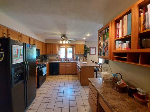1827 E Thornton Dr, Bloomington, IN 47401 photo 10