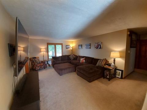 1827 E Thornton Dr, Bloomington, IN 47401 photo 2