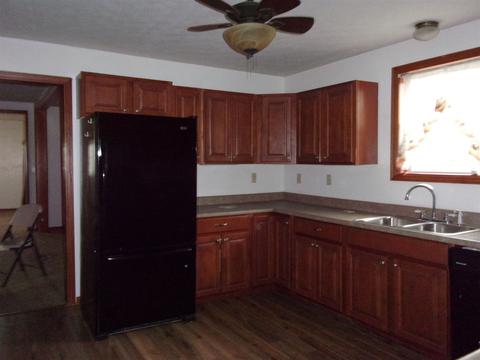256 E Hill St, Wabash, IN 46992 photo 7