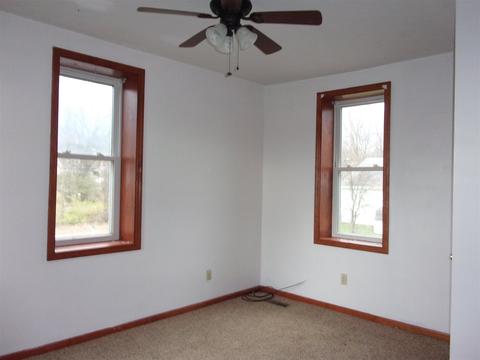 256 E Hill St, Wabash, IN 46992 photo 9